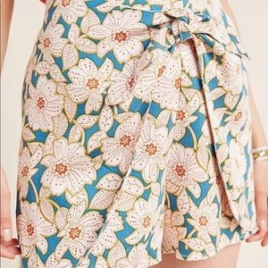 Anthropologie Georgine floral skirted shorts